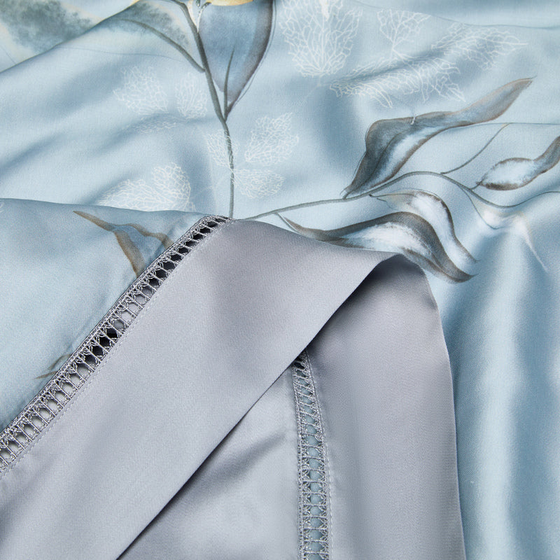 Rhine Royal Summer Silk Quilt Lightweight Breathable Mulberry Silk Blanket for Hot Weather