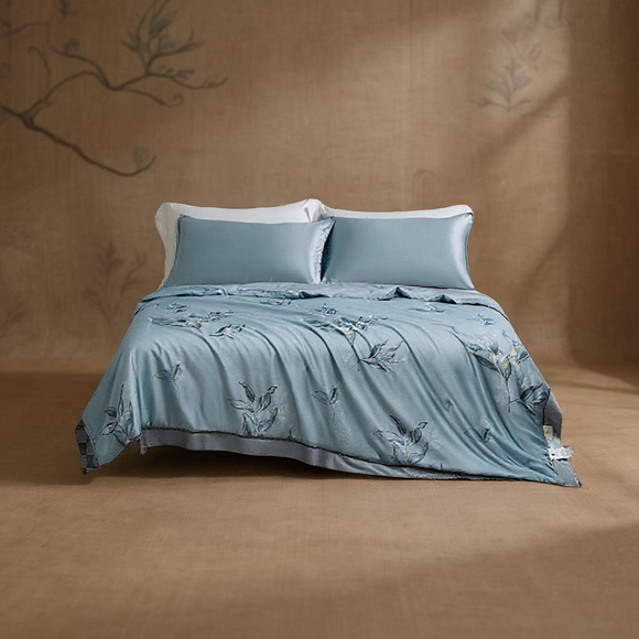 Rhine Royal Summer Silk Quilt Lightweight Breathable Mulberry Silk Blanket for Hot Weather