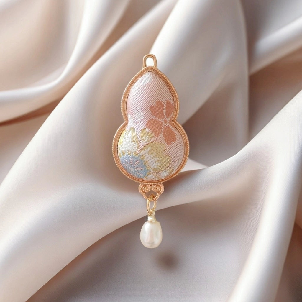Traditional Chinese Song Brocade Brooch Handwoven Fabric Cultural Heritage Gift