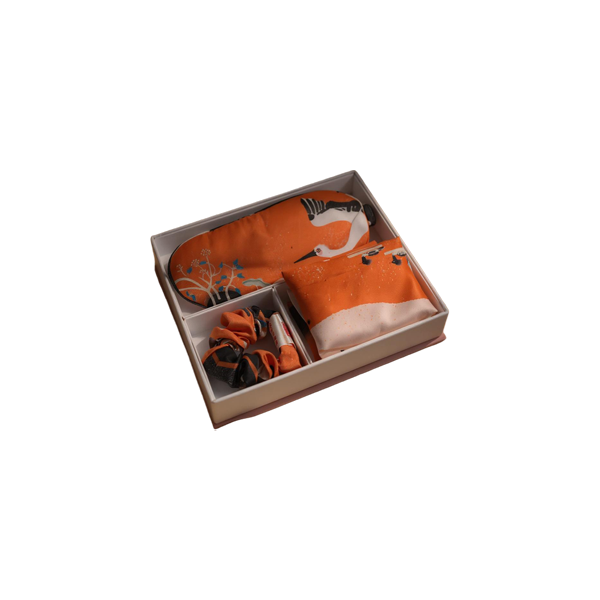 Endless Dream Luxury Silk Gift Set Water Eight Immortals Design