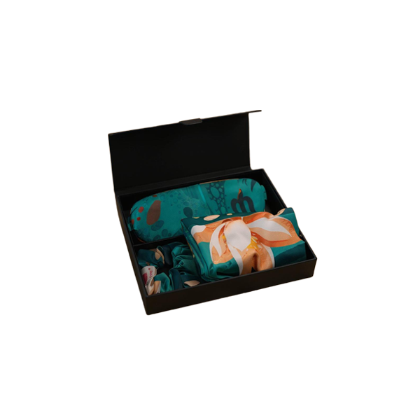 Endless Dream Luxury Silk Gift Set Lotus Goddess Design