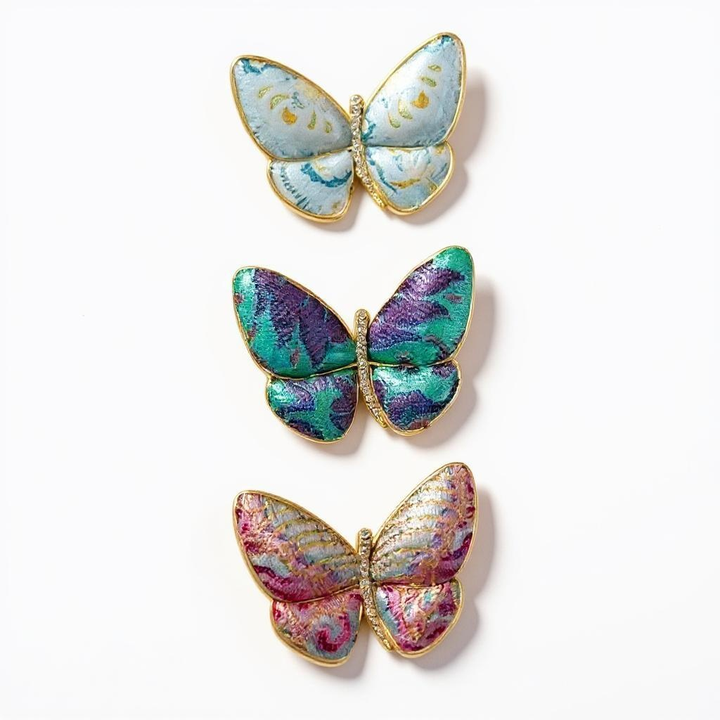 Traditional Chinese Song Brocade Brooch Handwoven Fabric Cultural Heritage Gift